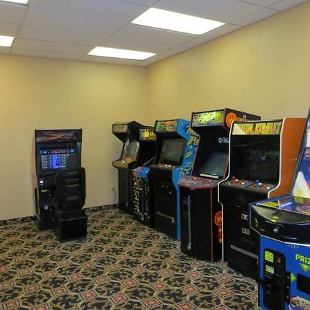 Howard Johnson Grand Forks Zewnętrze zdjęcie