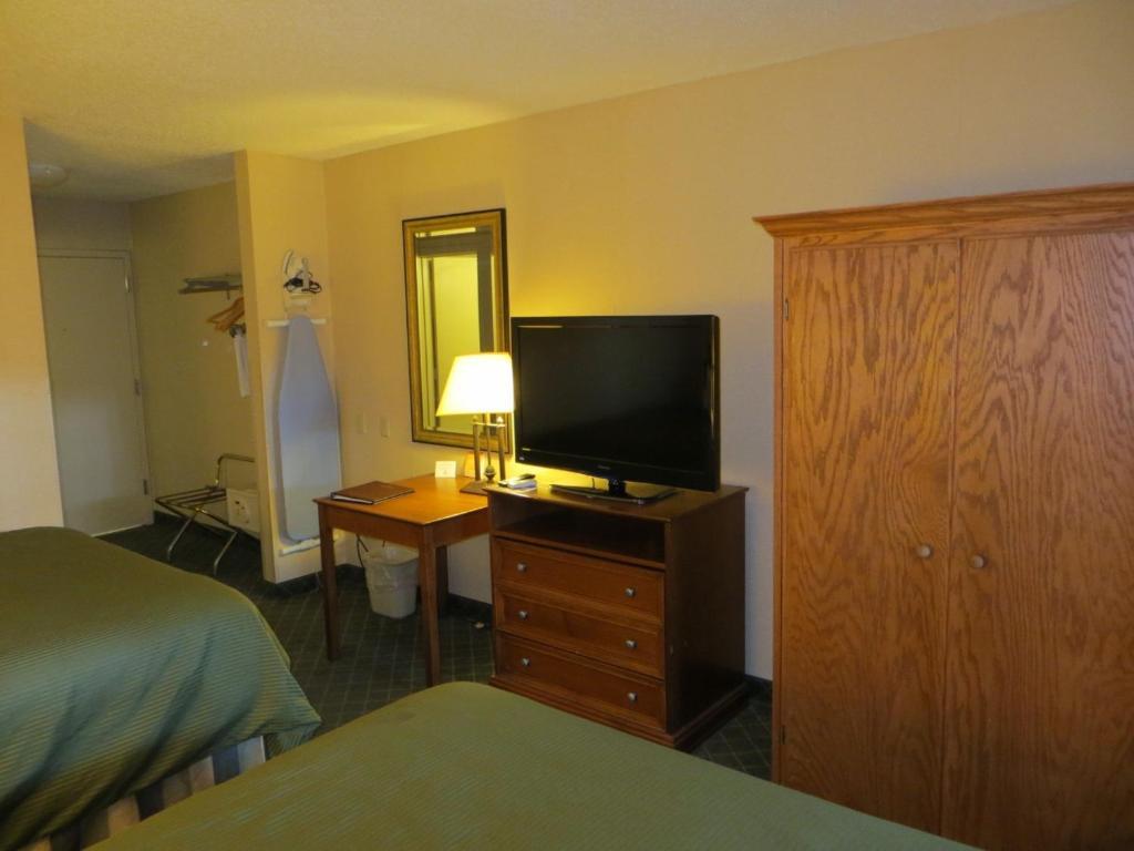 Howard Johnson Grand Forks Pokój zdjęcie