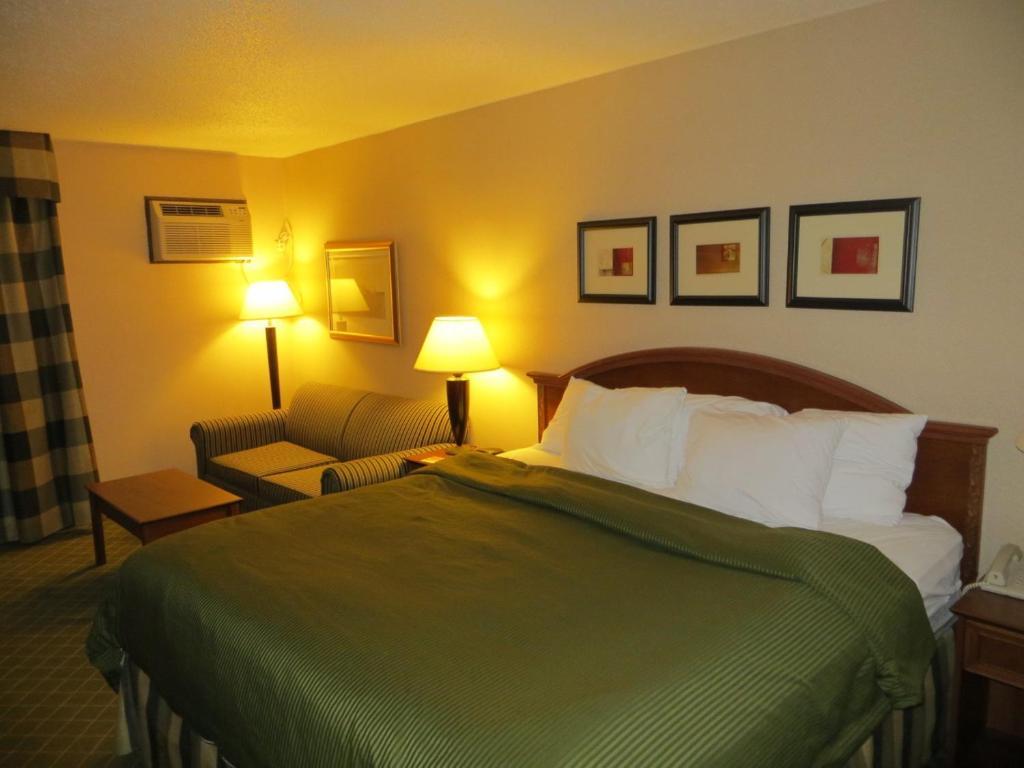 Howard Johnson Grand Forks Pokój zdjęcie